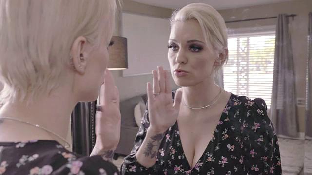 Helping My Stepmom Move - S4:E8