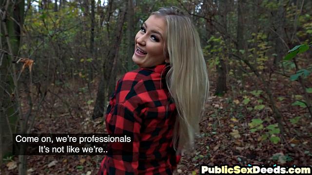 Pulled blonde gets pussypounded