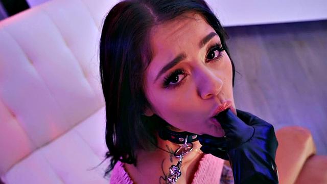 Choke and face-sitting lesbians teach sub to finger and scissor before kinky scissoring session