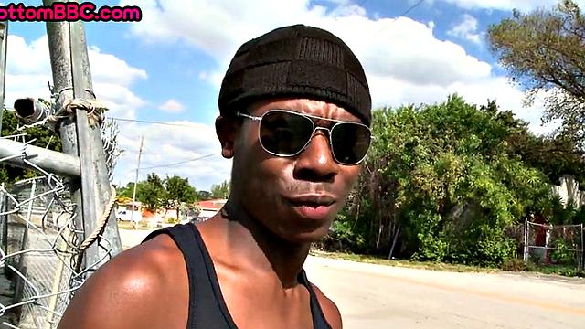 Black from the hood assrammed by white guy