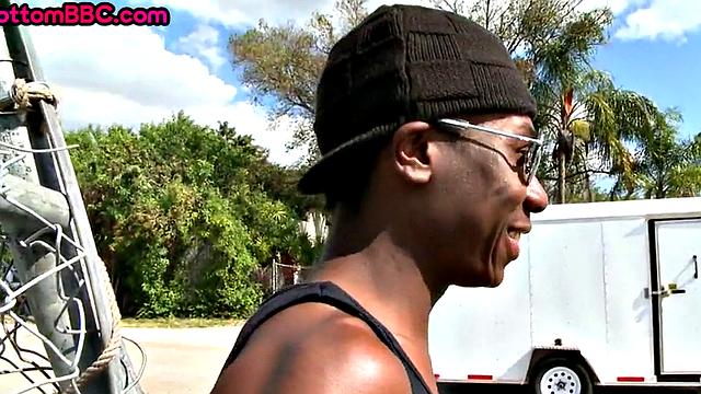 Black from the hood assrammed by white guy