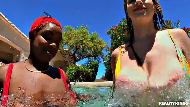 Slippery Triple Wet Pussy Pleasures