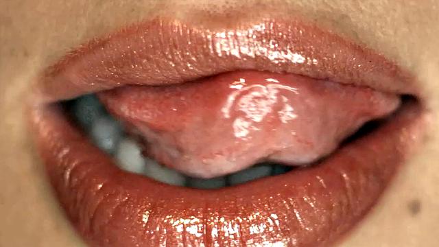 Natural bubble butt brunette Dharma Jones swallows jizz after bathing with brother's friend