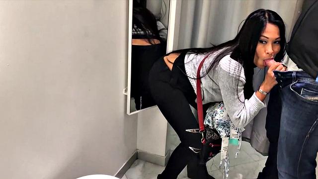 Changing Room Blowjob Fun