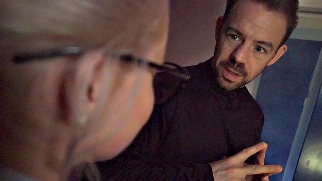 BWC nails bald-headed teen in wet pussy while wearing glasses