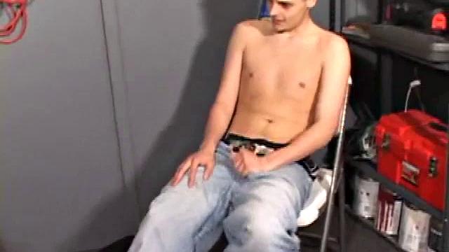 Gunner Raines Licks Up