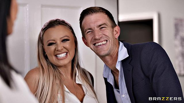 Экс-возлюбленные устроили битву за новую соседку - Аннаисса Кейт не успела въехать, как попала в перепихон с Дэнни и его бывшей. Кто же затащит новенькую в постель первым?