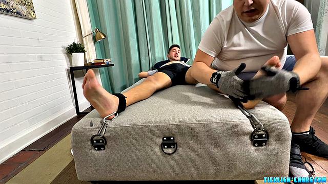 Fresh Ab Exercise for Dimitri - Dimitri & Matt