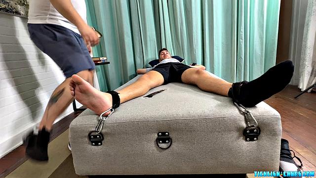 Fresh Ab Exercise for Dimitri - Dimitri & Matt