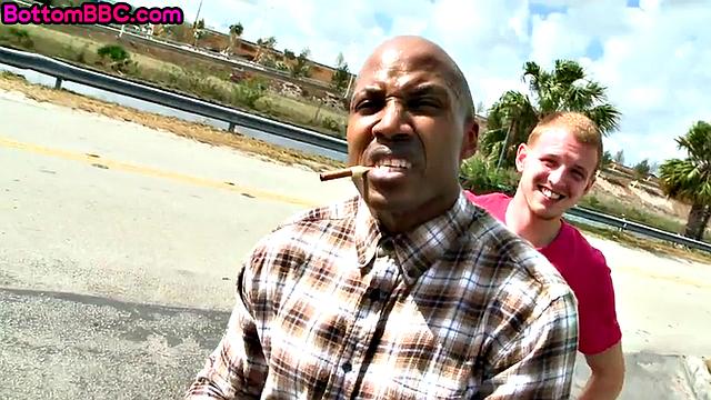 Black dude analfucked by white in public