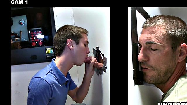 Straight amateur sucked at gloryhole by gay