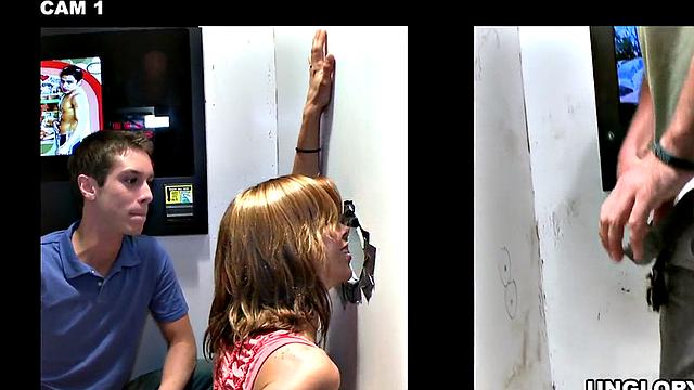 Straight amateur sucked at gloryhole by gay