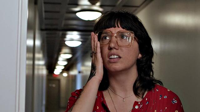 Athletic top bareback fucks bottom man in bathroom