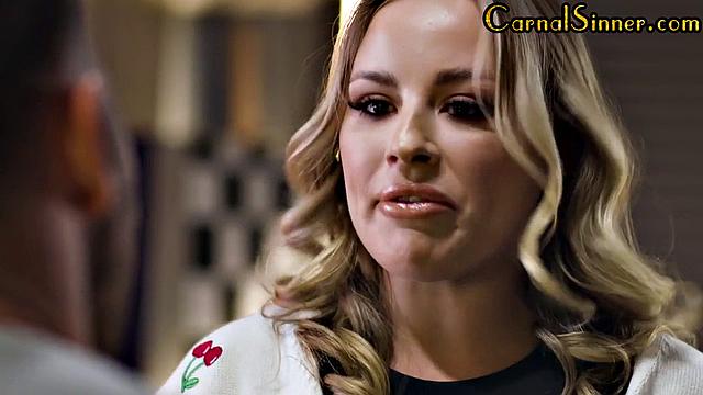 Cheating blonde deepthroating