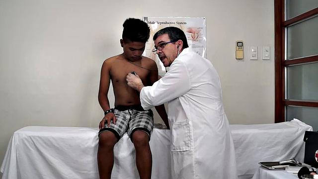 Russel arrives at Doctor Tickle's clinic for some foot service. Gay foot worship is now a common treatment at Doctor Tickle's clinic.