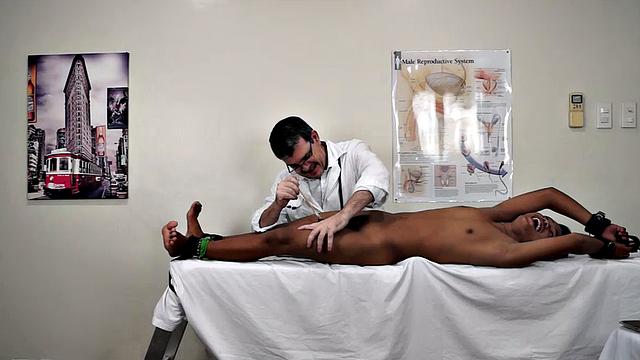 Russel arrives at Doctor Tickle's clinic for some foot service. Gay foot worship is now a common treatment at Doctor Tickle's clinic.