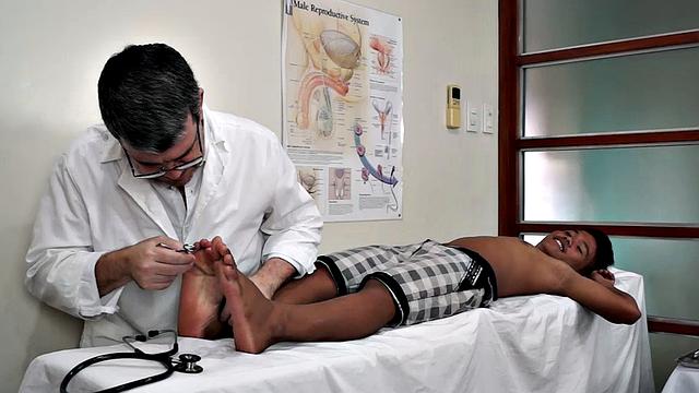 Russel arrives at Doctor Tickle's clinic for some foot service. Gay foot worship is now a common treatment at Doctor Tickle's clinic.