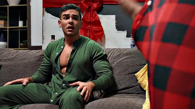 Str8 nympho dude fucked by perverted stud in anal