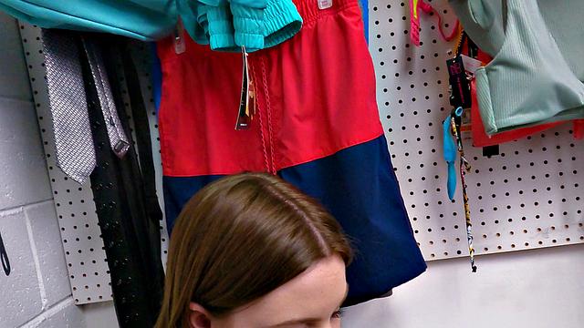 Case No. 7906217 - Red-Mouthed