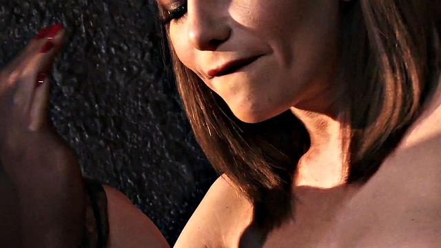 Stocking Attraction 2