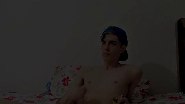 Freeballing Boy Blasts Big - Henry Evans