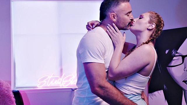 Skylar Snow - Third Wheel