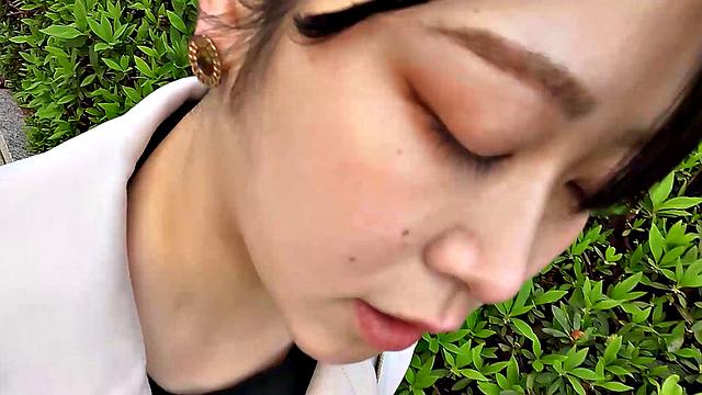 Naughty Reona Sato comes with wet pussy and big tits