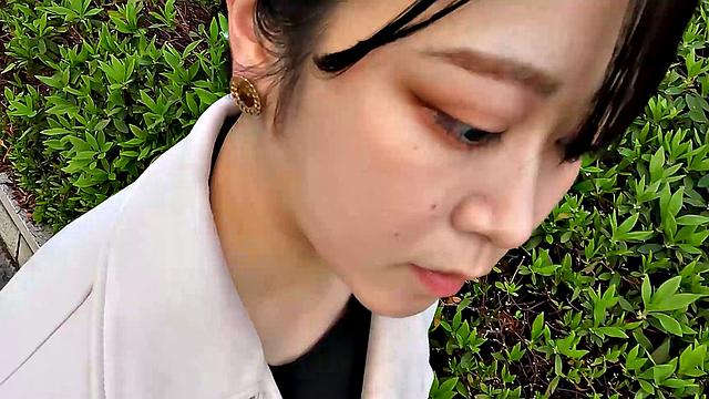 Naughty Reona Sato comes with wet pussy and big tits