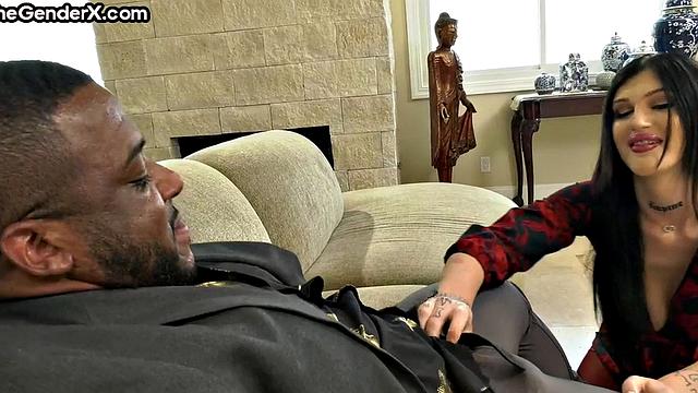 Stunning Trans gets analbanged by BBC