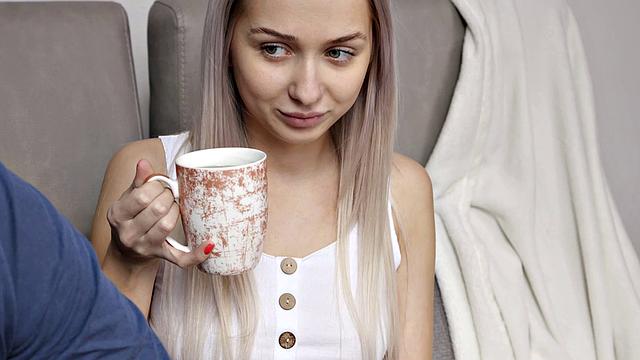 18videoz - Bernie Svintis - Casual teen sex in a big city