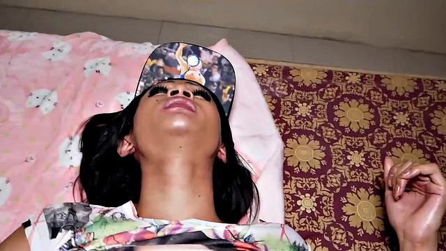 Beauty: Tight Bottom Loaded with Spunk