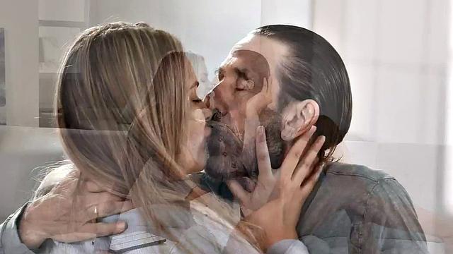 Big Booty Babe Passionately Rammed by Boss after Teasing