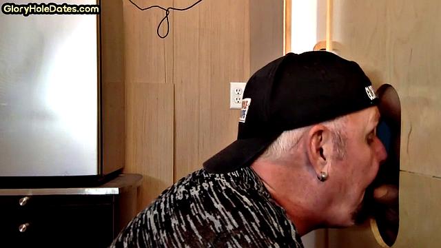 Gloryhole daddy blowing dick before tugjob for cum