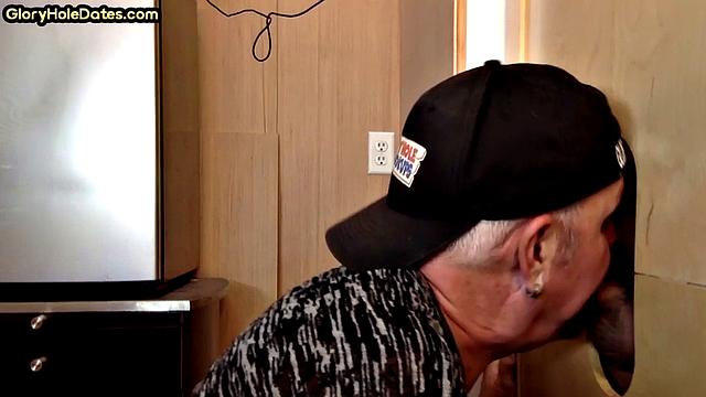 Gloryhole daddy blowing dick before tugjob for cum