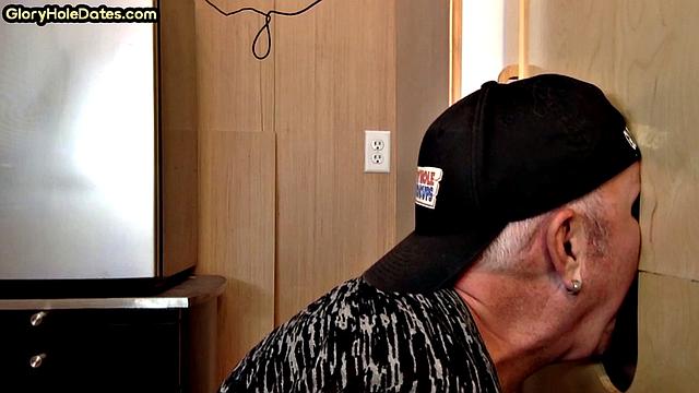 Gloryhole daddy blowing dick before tugjob for cum