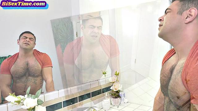 Big-titted MILF banged by BI lovers