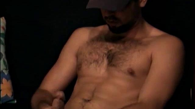 Straight Boy Jeff Masturbates