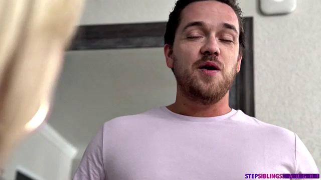 Step Sister Says Put It In - S14:E4