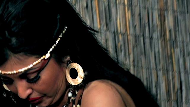 Дейлин устроила охоту за мужиком и обряд по-взрослому