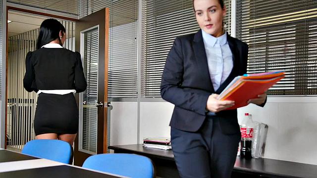 Classy babe gets analfucked by colleague