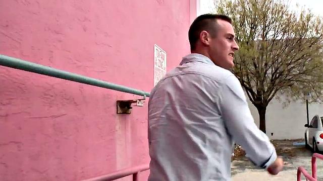 Gay stud sucks and strokes guy's cock in gloryhole