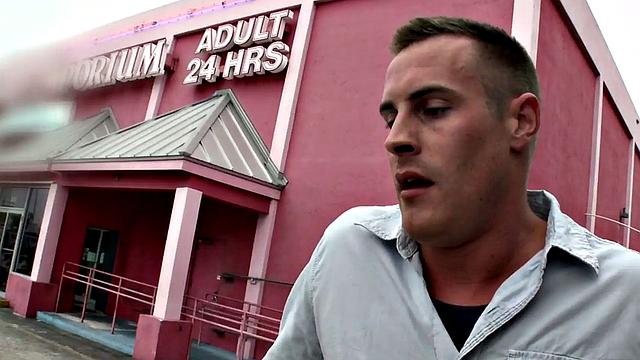 Gay stud sucks and strokes guy's cock in gloryhole