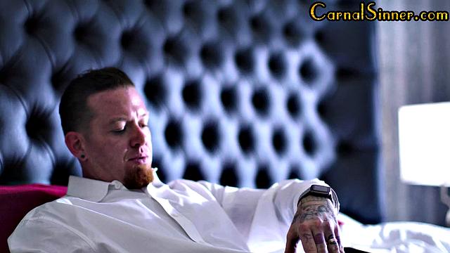 Big-titted horny bae cockbouncing on BF's cock