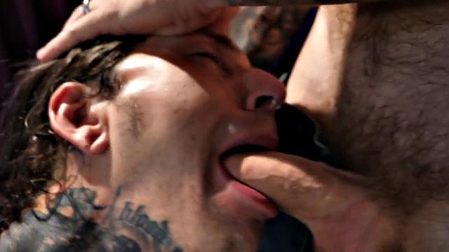 Mesmerized crossdresser in fishnets fucks inked BF till he cums