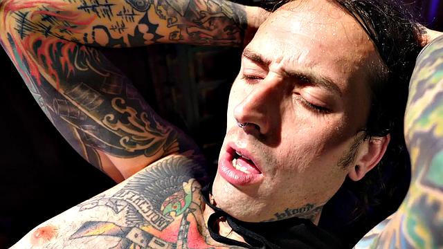 Mesmerized crossdresser in fishnets fucks inked BF till he cums