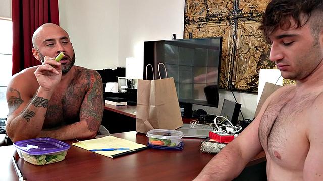 Mesmerized office studs barebacked till cumshot by top