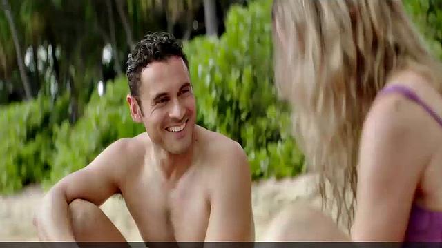 Radha Mitchell Cleavage & Tiera Skovbye Bikini