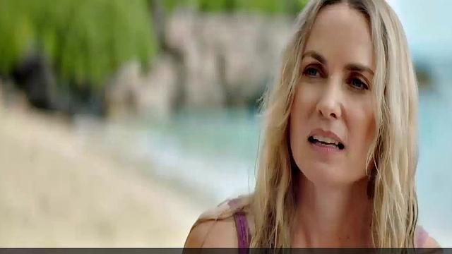 Radha Mitchell Cleavage & Tiera Skovbye Bikini