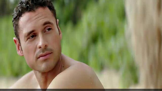 Radha Mitchell Cleavage & Tiera Skovbye Bikini