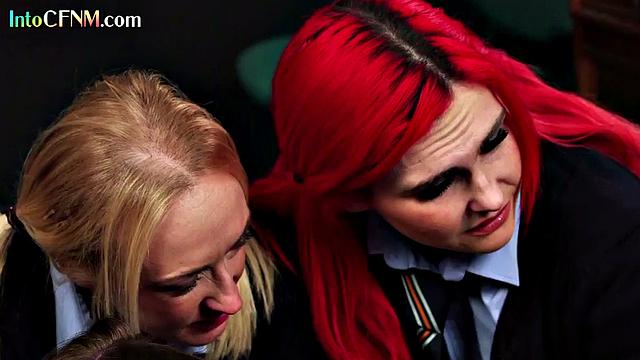 Gorgeous CFNM baes give HJ to lucky guy